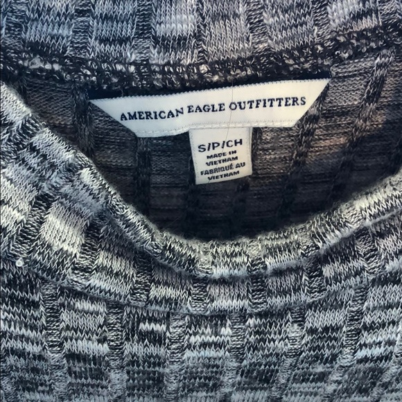 AE Mock-Neck Tank - Picture 2 of 2